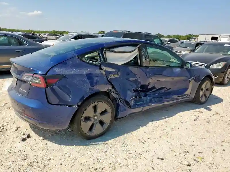 5YJ3E1EB5NF263690 2022 TESLA MODEL 3-2