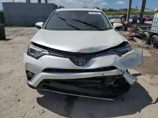 JTMDJREV1GD047290 2016 TOYOTA RAV4-4