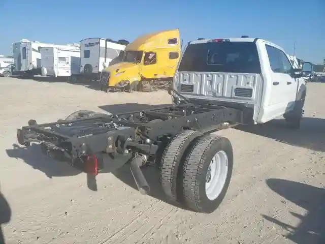 1FD0W5HTXPEC31961 2023 FORD F550-2
