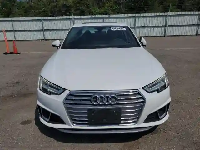 WAUENAF4XKA006972 2019 AUDI A4-4