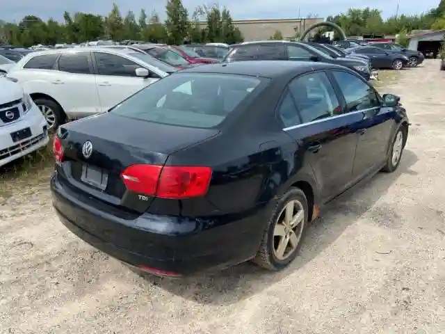3VWDL7AJXDM433222 2013 VOLKSWAGEN JETTA-2