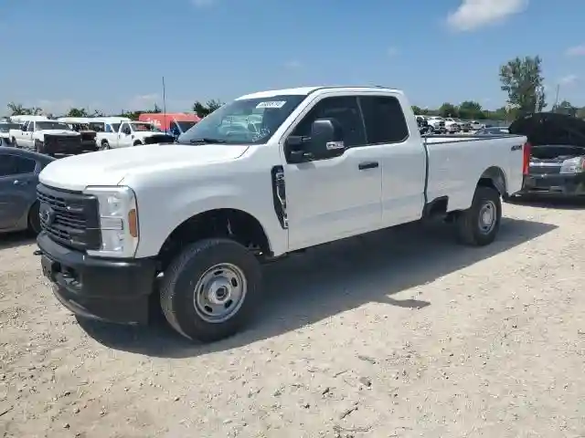 1FT7X2BA9SEC33084 2025 FORD F250-0