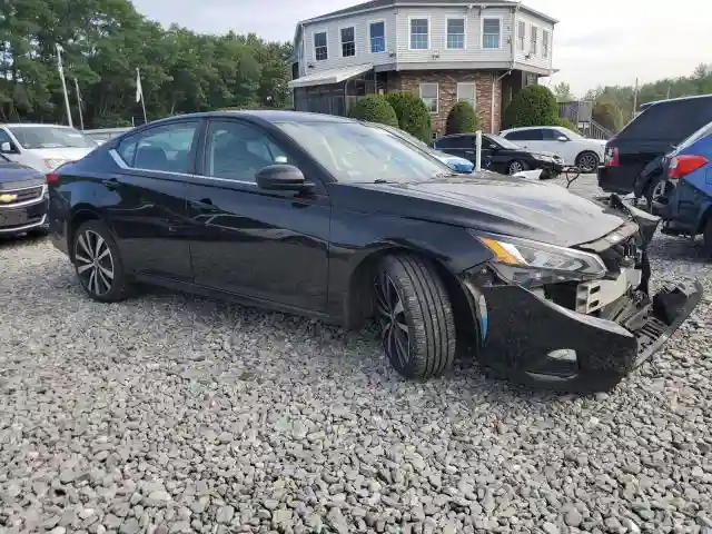 1N4BL4CW3LN307943 2020 NISSAN ALTIMA-3