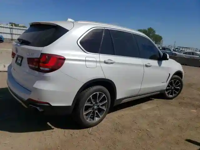 5UXKR0C59J0Y01838 2018 BMW X5-2