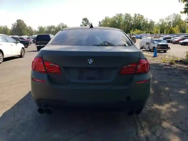 WBAFR1C51BDV81515 2011 BMW 5 SERIES-5