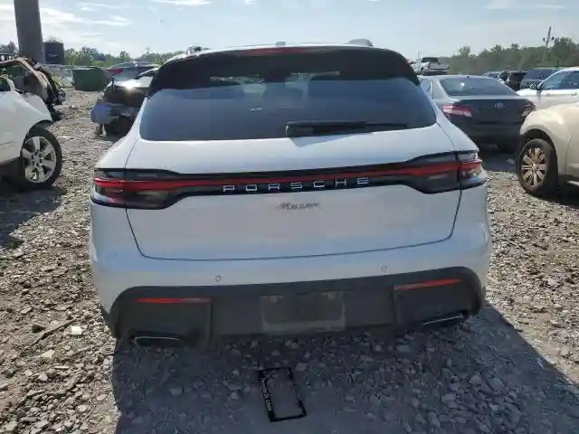 WP1AA2A59NLB03509 2022 PORSCHE MACAN-5