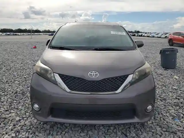 5TDXK3DC3DS391680 2013 TOYOTA SIENNA-4