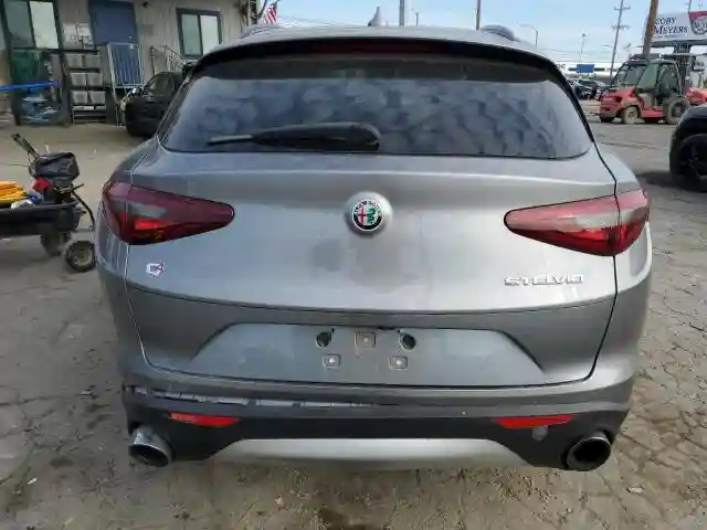 ZASFAKNN3J7B82302 2018 ALFA ROMEO STELVIO-5