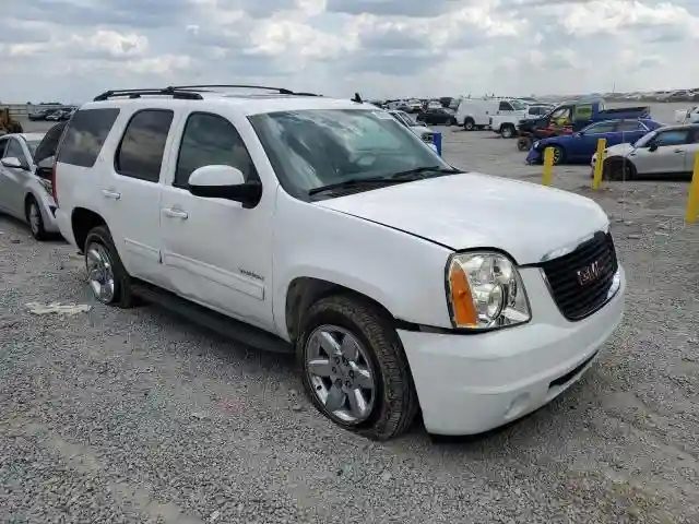 1GKS2CE07CR288407 2012 GMC YUKON-3