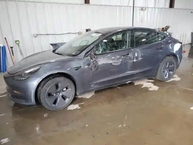 5YJ3E1EA1PF658573 2023 TESLA MODEL 3-0