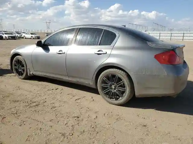 JN1CV6AR1BM412831 2011 INFINITI G37-1
