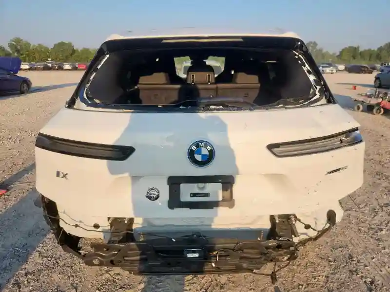WB523CF08SCS46185 2025 BMW IX XDRIVE5-5