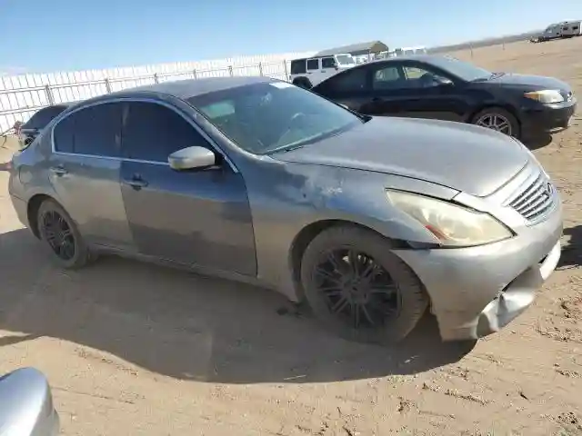 JN1CV6AR1BM412831 2011 INFINITI G37-3