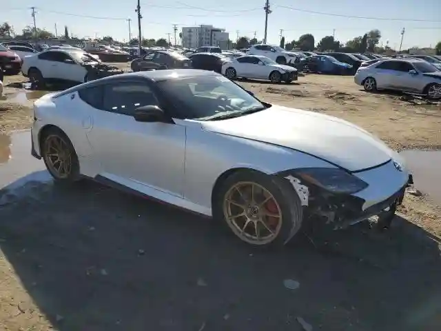 JN1BZ4CH7RM361015 2024 NISSAN Z NISMO-3