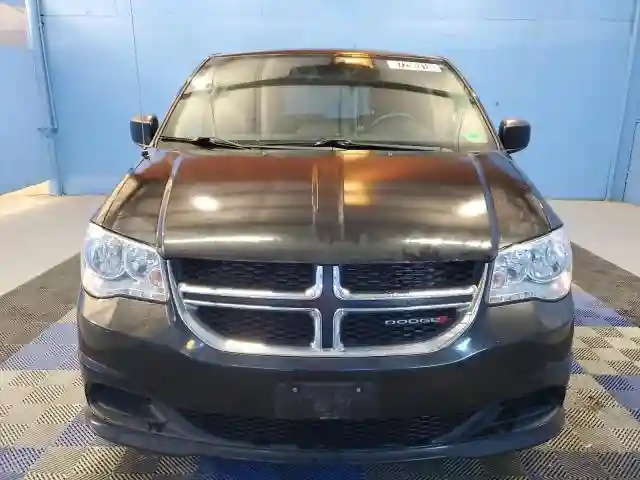 2C4RDGBG7JR362560 2018 DODGE CARAVAN-4