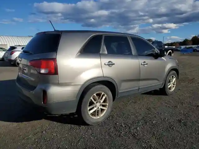 5XYKTCA67FG560332 2015 KIA SORENTO-2