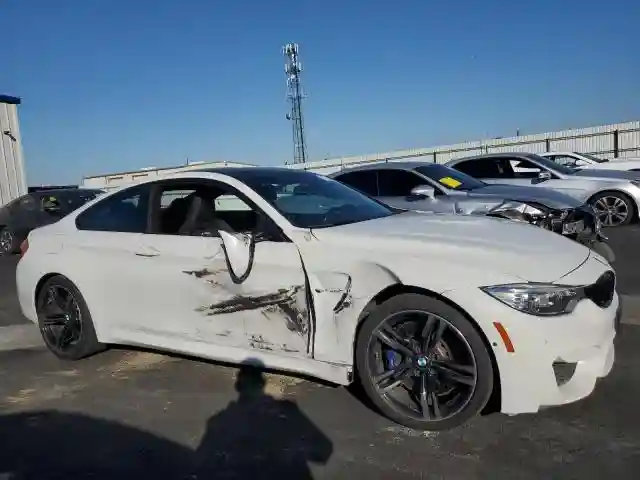 WBS3R9C5XGK338382 2016 BMW M4-3