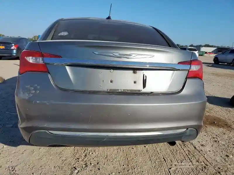 1C3CCBBB4CN175846 2012 CHRYSLER 200-5