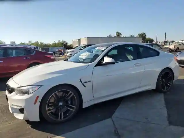 WBS3R9C5XGK338382 2016 BMW M4-0