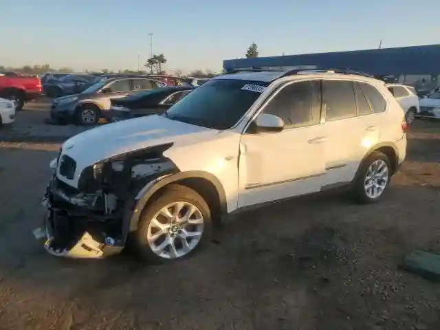 5UXZV4C51D0B17049 2013 BMW X5-0