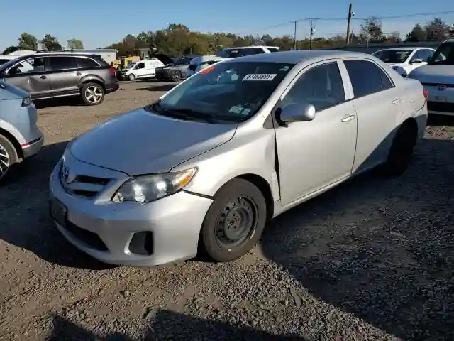 2T1BU4EE1DC095172 2013 TOYOTA COROLLA-0