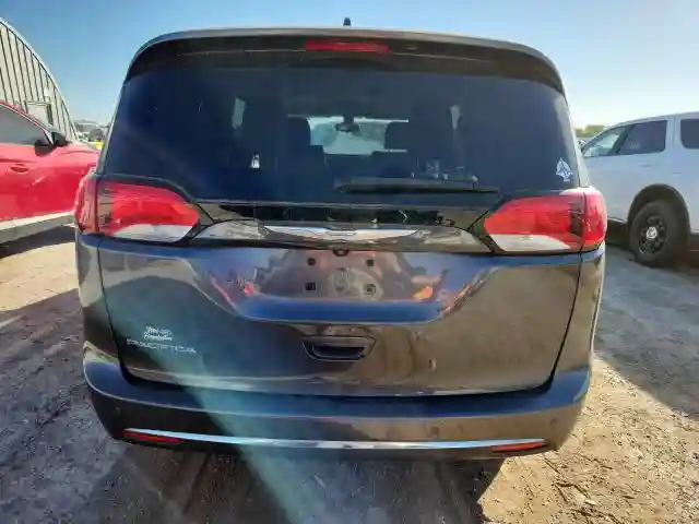 2C4RC1BG3HR785999 2017 CHRYSLER PACIFICA-5