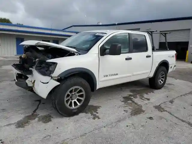 1N6BA0EC0BN326473 2011 NISSAN TITAN-0