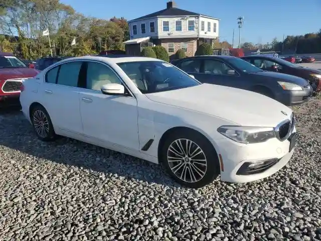 WBAJB1C55JB083990 2018 BMW 5 SERIES-3