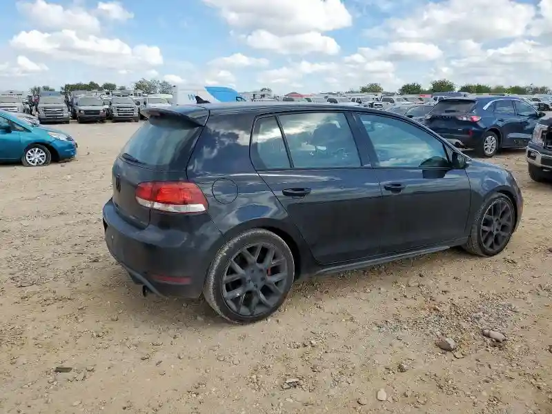 WVWHV7AJ2DW134032 2013 VOLKSWAGEN GTI-2