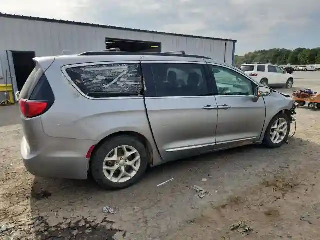 2C4RC1BG1HR831717 2017 CHRYSLER PACIFICA-2