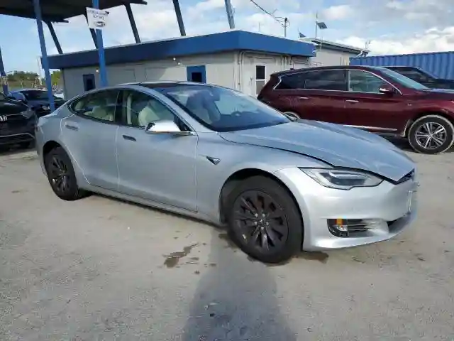 5YJSA1E20HF218801 2017 TESLA MODEL S-3