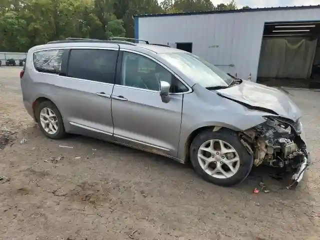 2C4RC1BG1HR831717 2017 CHRYSLER PACIFICA-3