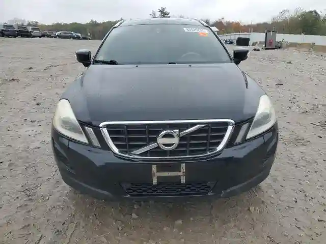 YV4902DZ5D2426172 2013 VOLVO XC60-4