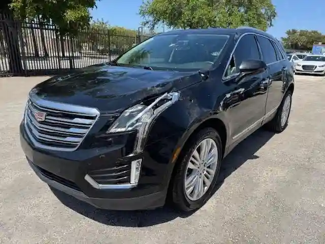 1GYKNERS6JZ139813 2018 CADILLAC XT5-0