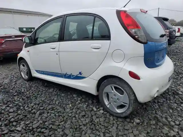 JA3215H1XCU016122 2012 MITSUBISHI ALL OTHER-1