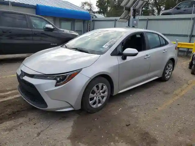 5YFEPMAE6NP351575 2022 TOYOTA COROLLA-0