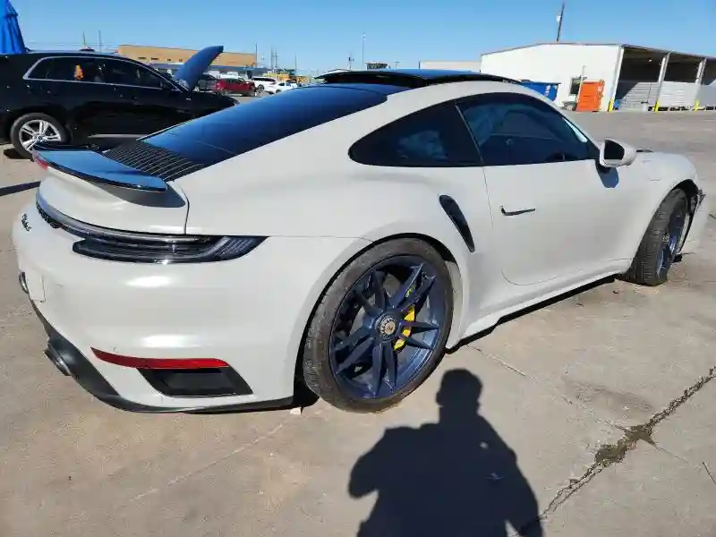 WP0AD2A98NS255945 2022 PORSCHE 911-2