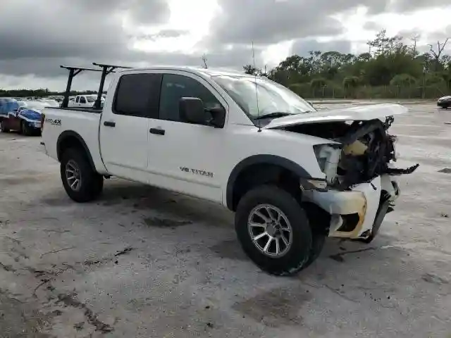 1N6BA0EC0BN326473 2011 NISSAN TITAN-3
