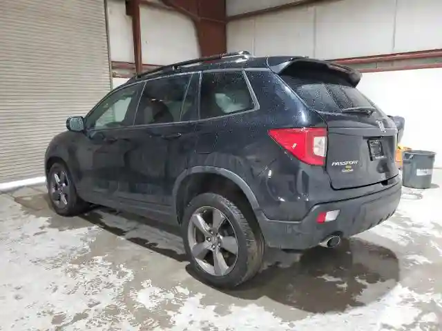 5FNYF8H9XKB010610 2019 HONDA PASSPORT-2