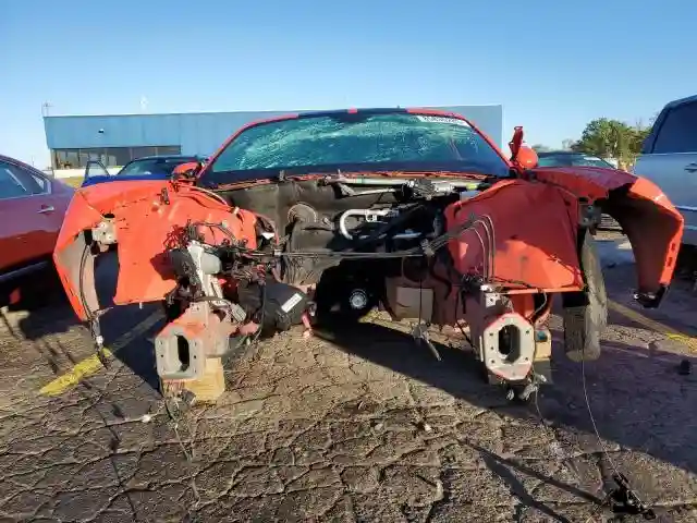 2C3CDZC98HH657883 2017 DODGE CHALLENGER-4