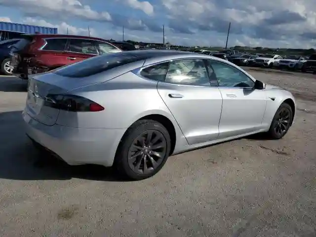 5YJSA1E20HF218801 2017 TESLA MODEL S-2