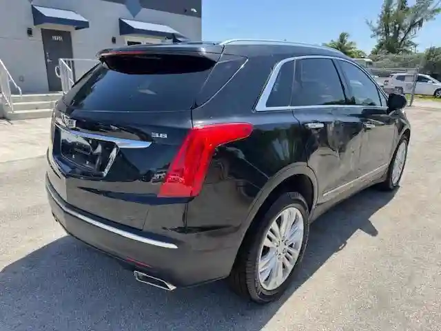 1GYKNERS6JZ139813 2018 CADILLAC XT5-2