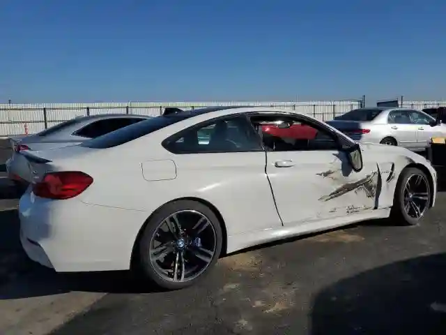 WBS3R9C5XGK338382 2016 BMW M4-2