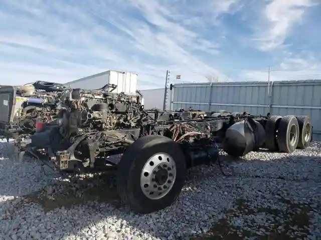 1FUJHHDR3LLLN2490 2020 FREIGHTLINER ALL OTHER-1