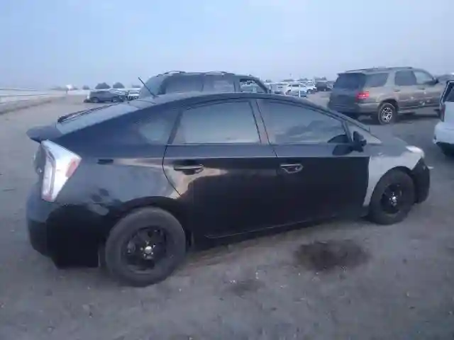 JTDKN3DU2C1502855 2012 TOYOTA PRIUS-2