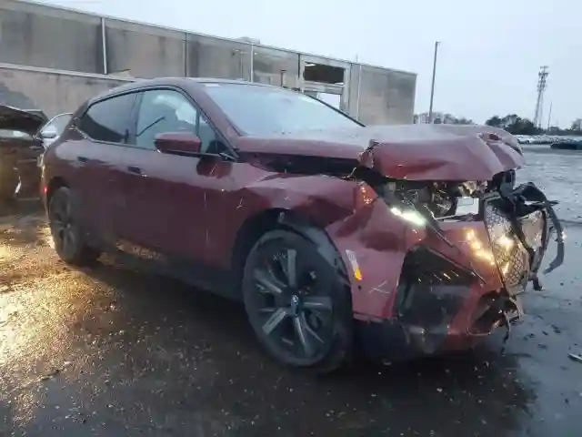 WB523CF06RCN22986 2024 BMW IX XDRIVE5-3
