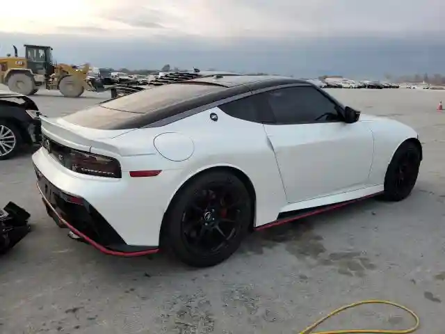 JN1BZ4CH5RM367296 2024 NISSAN Z NISMO-2