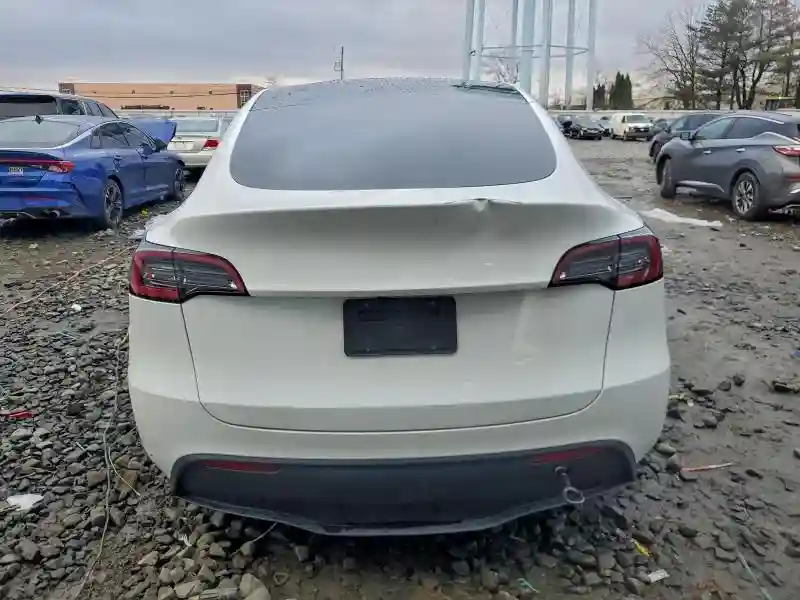 7SAYGDEE4SA355042 2025 TESLA MODEL Y-5