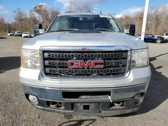 1GT120C88BF240980 2011 GMC SIERRA-4