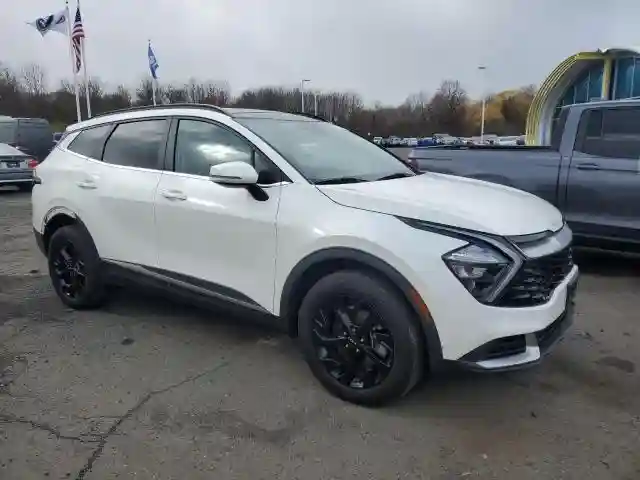KNDPVCAG0P7023924 2023 KIA SPORTAGE-3